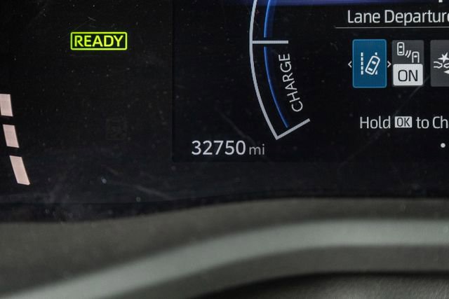 Used 2025 Toyota Camry SE image 11