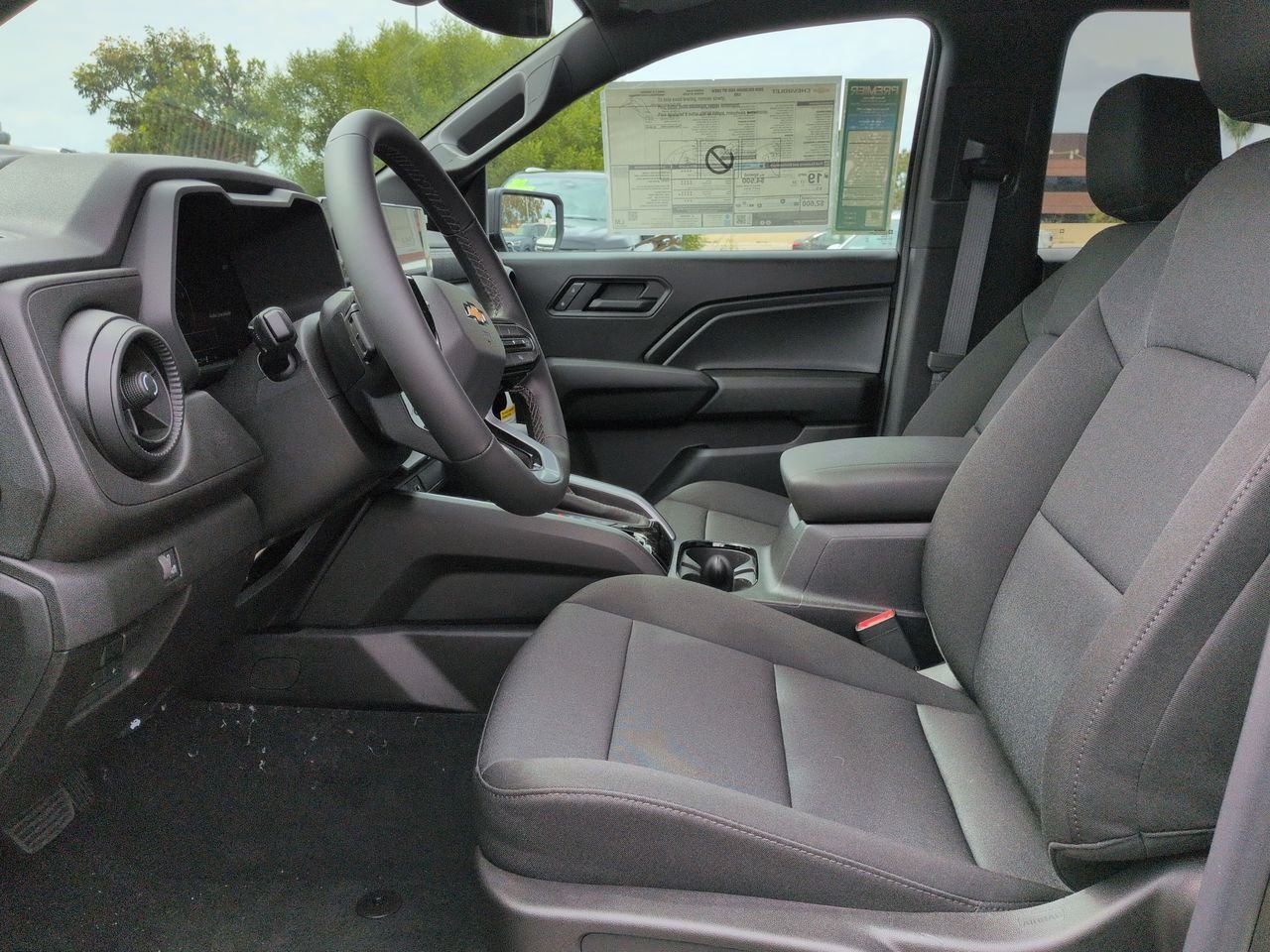 New 2026 Chevrolet Colorado W/T w/ WT Custom Package AWD/4WD image 19