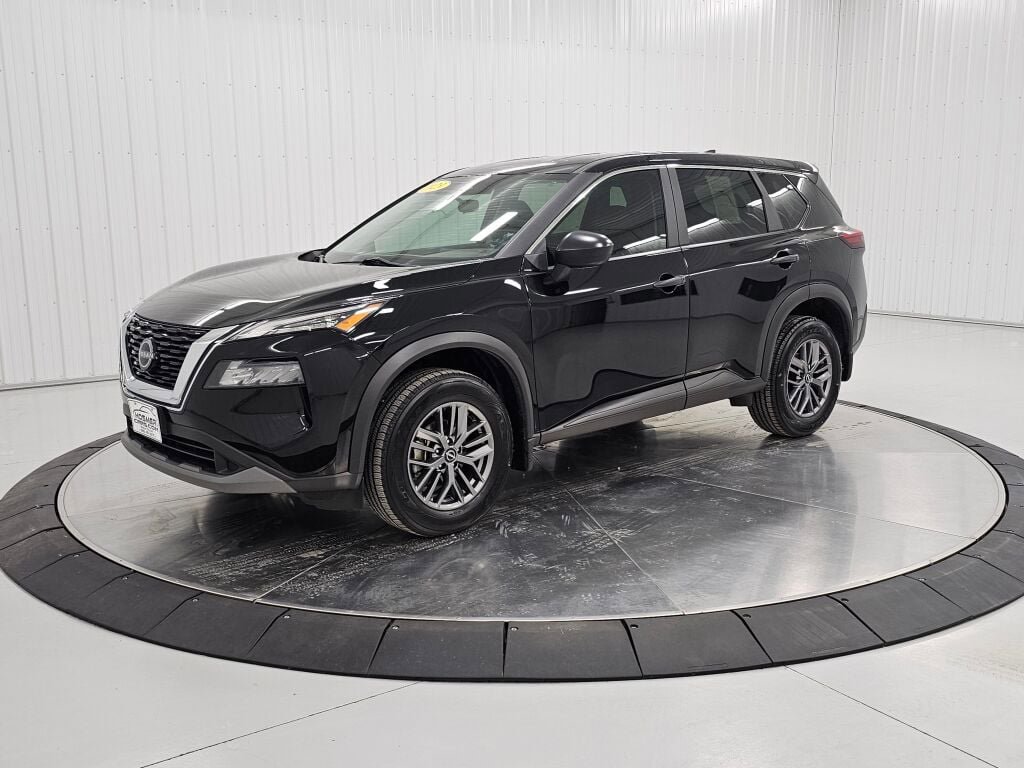 Used 2023 Nissan Rogue S AWD/4WD video 1