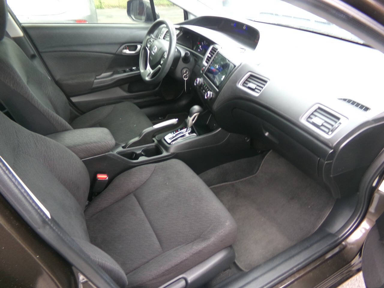 Used 2013 Honda Civic HF image 9