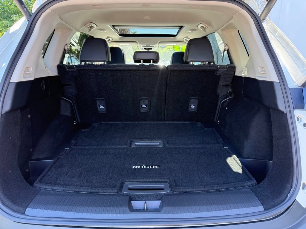 Certified 2023 Nissan Rogue SL w/ SL Premium Package AWD/4WD image 9