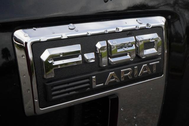 Used 2022 Ford F150 Lariat w/ Trailer Tow Package image 46