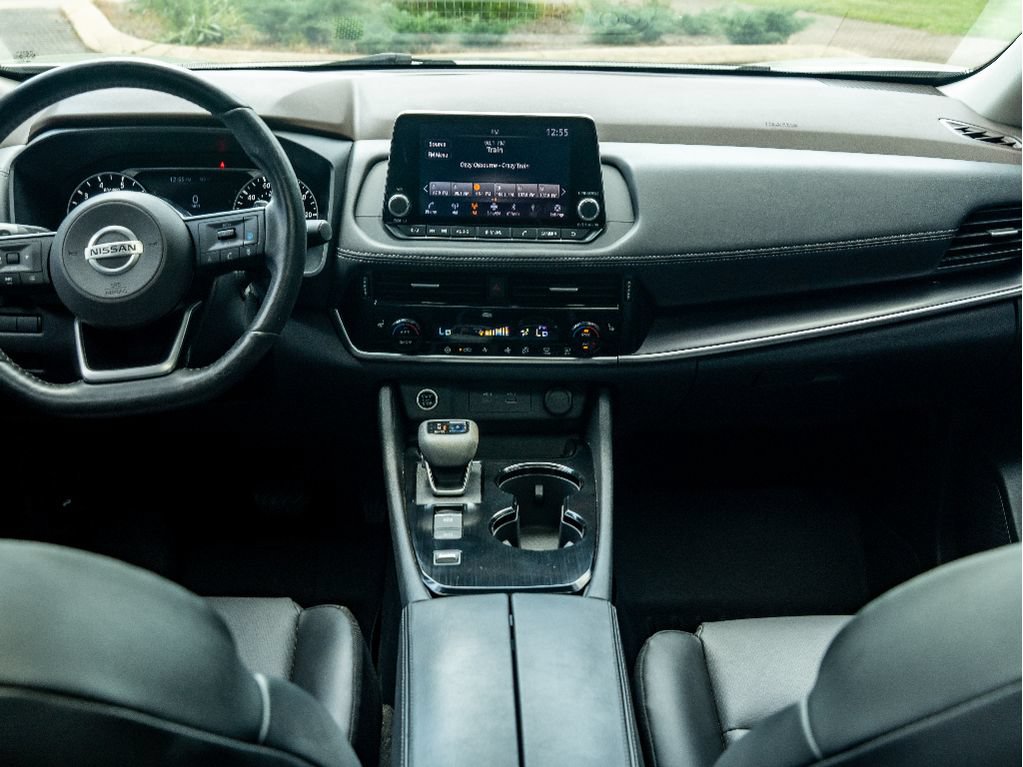 Used 2021 Nissan Rogue SV w/ Premium Package FWD image 21