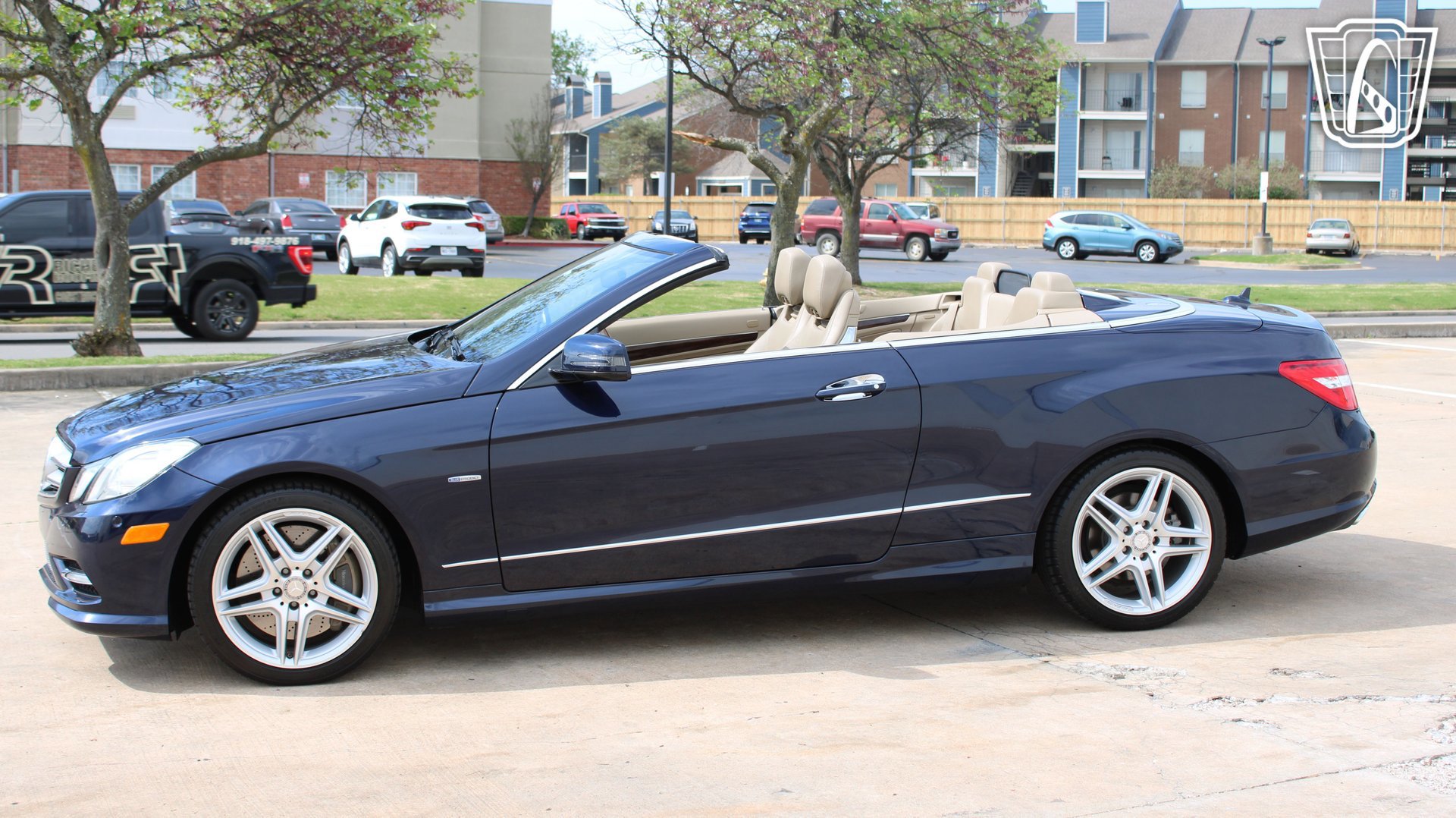 Used 2012 Mercedes-Benz E 550 Cabriolet image 3