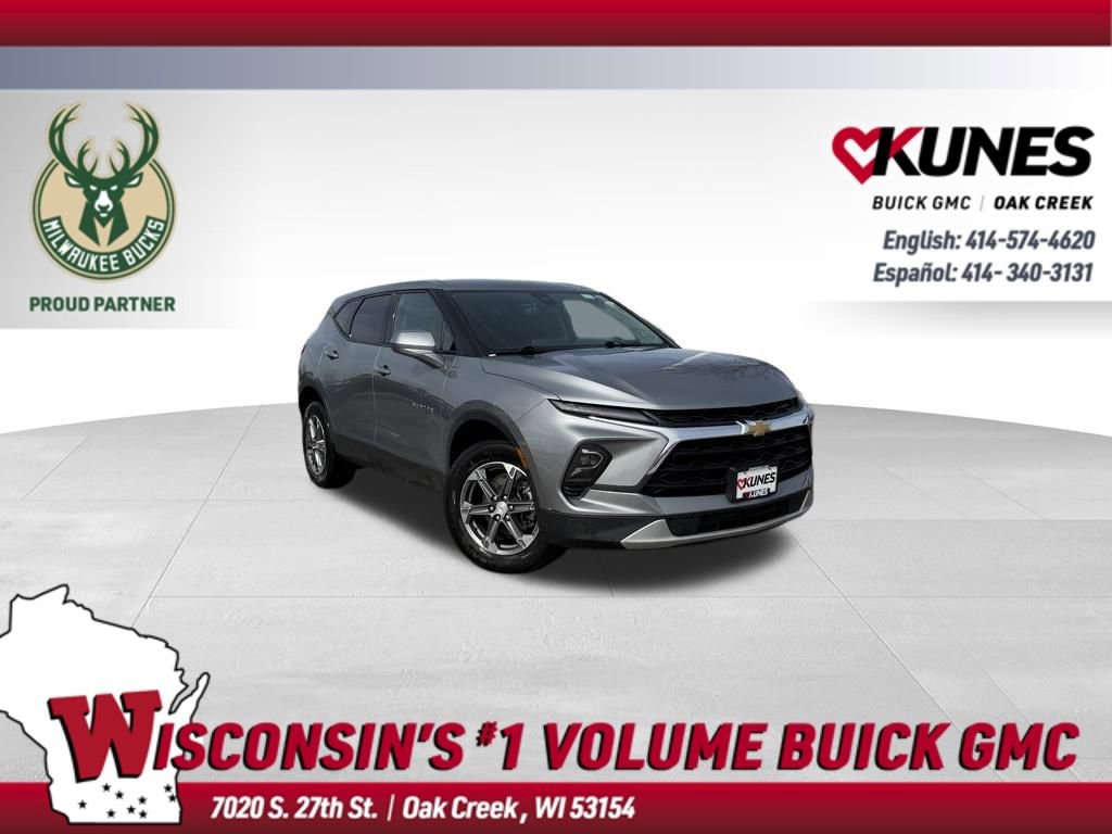 Used 2024 Chevrolet Blazer LT image 1