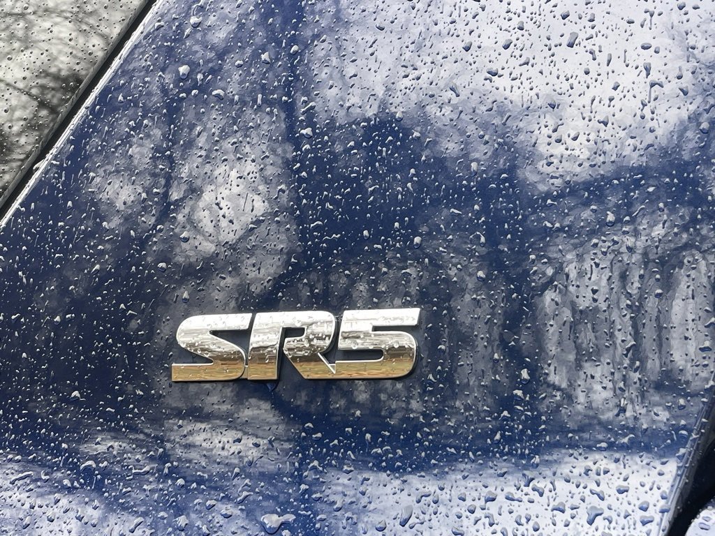 Used 2021 Toyota 4Runner SR5 Premium w/ Moonroof Package image 15