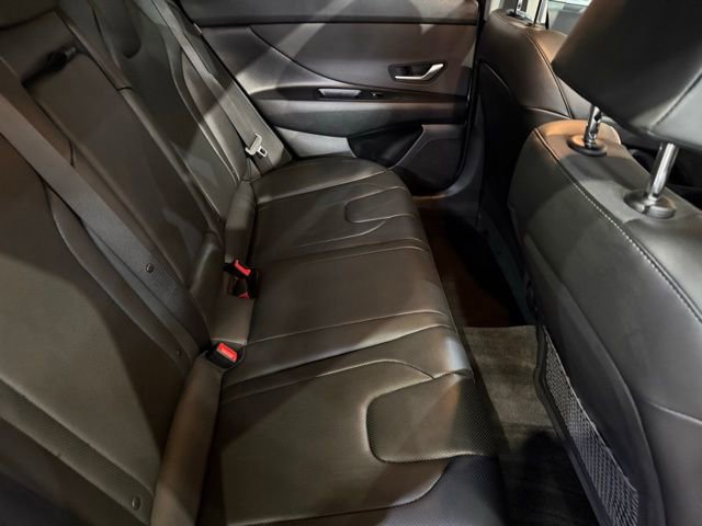 New 2025 Hyundai Elantra Limited image 34