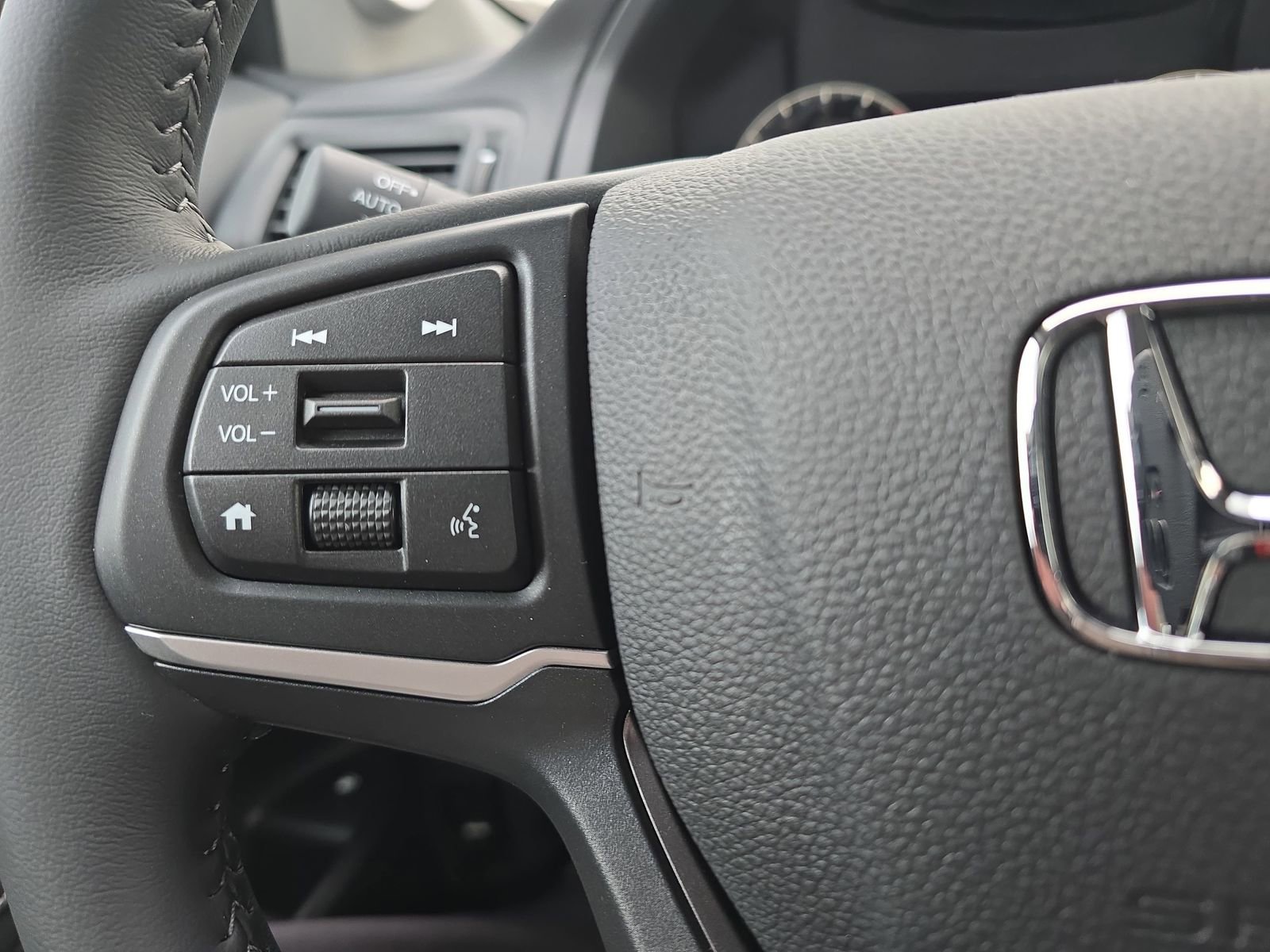 New 2026 Honda Ridgeline RTL image 18