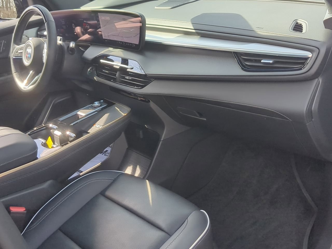 Used 2025 Buick Enclave Avenir w/ Super Cruise Package image 30