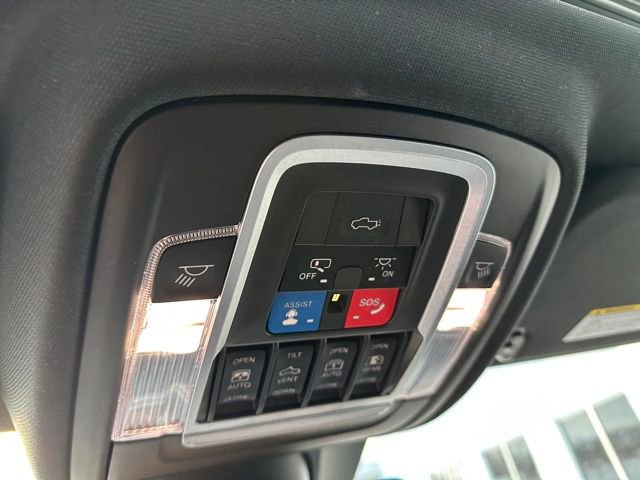 Used 2021 RAM 1500 Laramie image 23