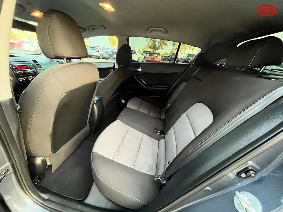 Used 2016 Kia Forte LX FWD image 13