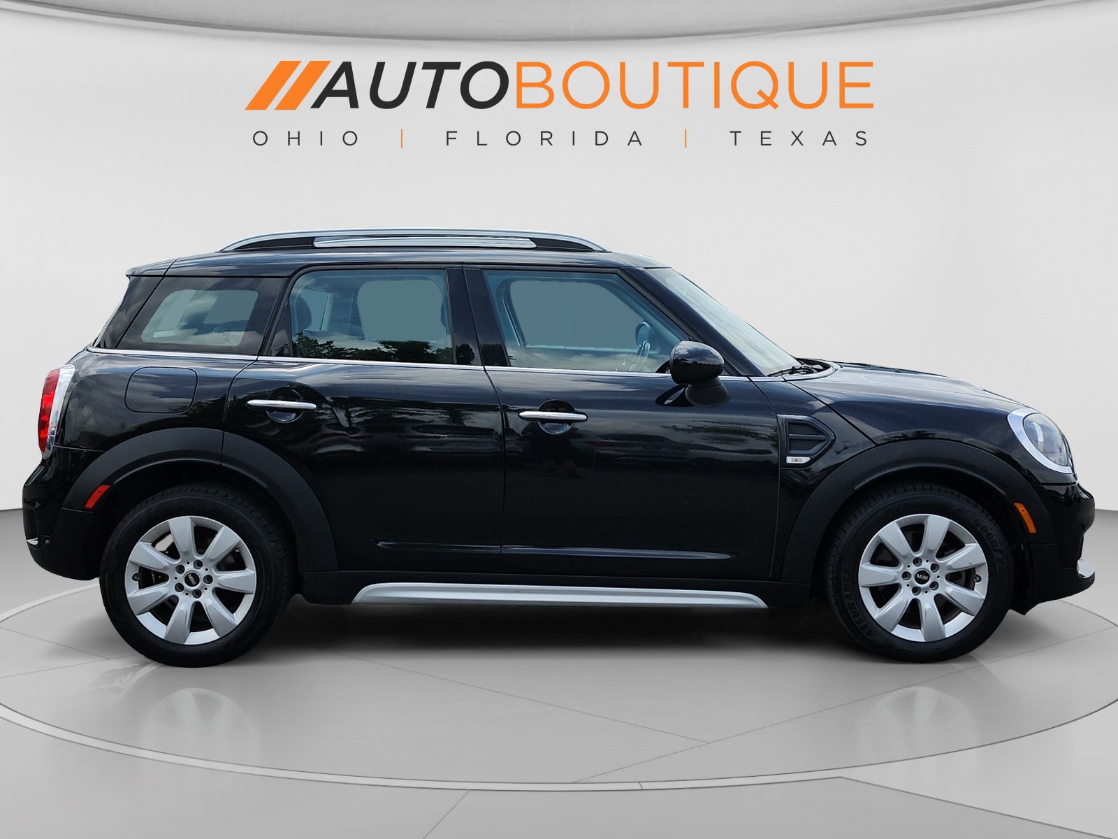 Used 2019 MINI Cooper Countryman FWD image 6
