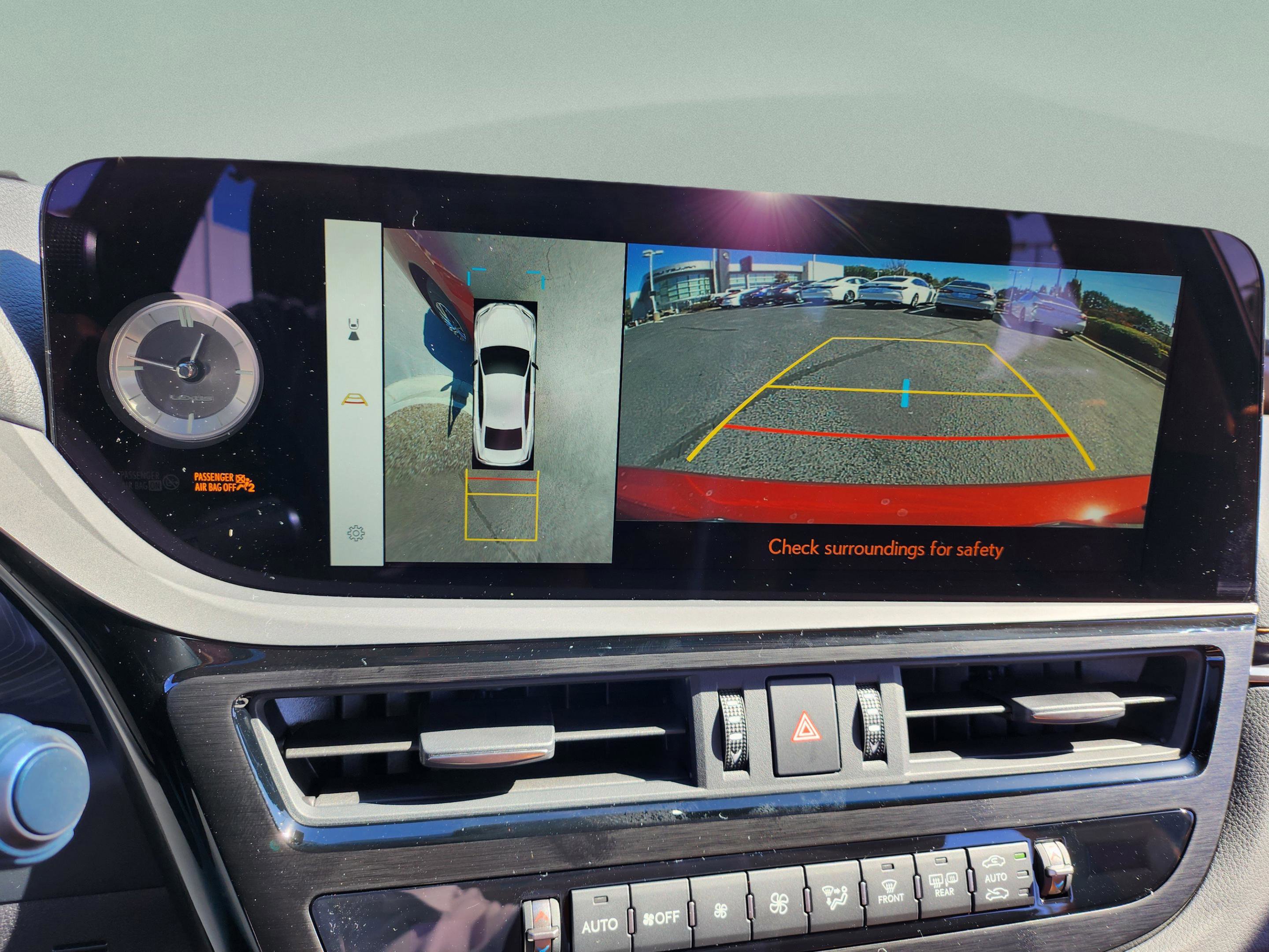 New 2025 Lexus ES 350 Ultra Luxury image 24