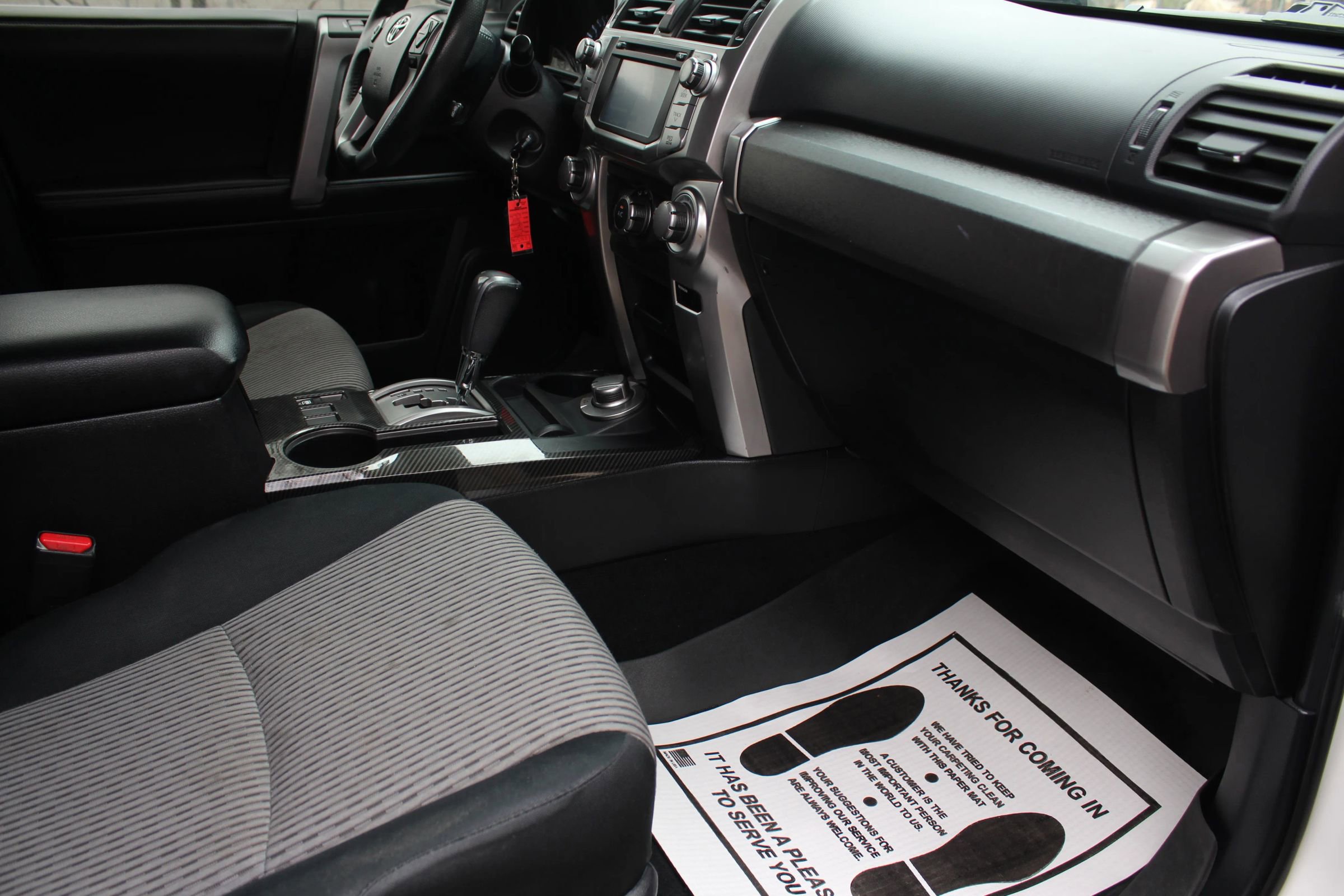 Used 2015 Toyota 4Runner SR5 image 17