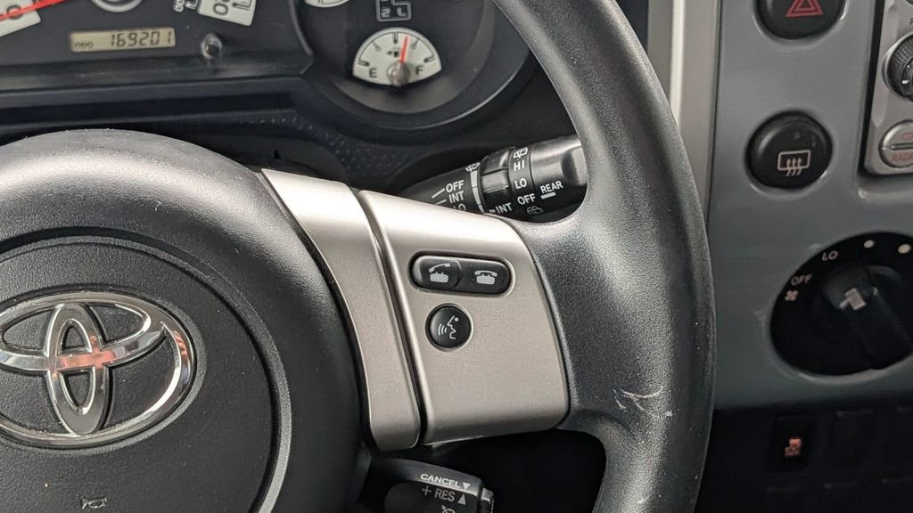 Used 2014 Toyota FJ Cruiser 4WD w/ Convenience Package image 21