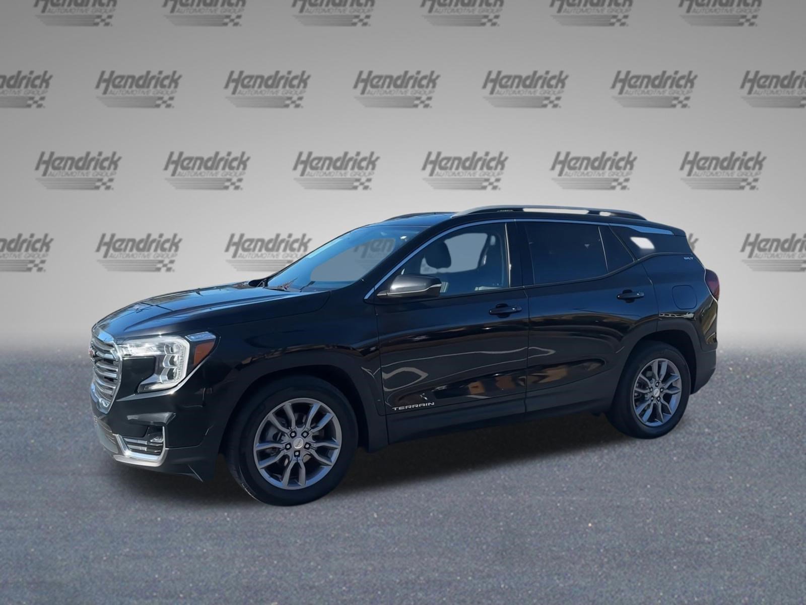 Used 2022 GMC Terrain SLT w/ LPO, Floor Liner Package image 39