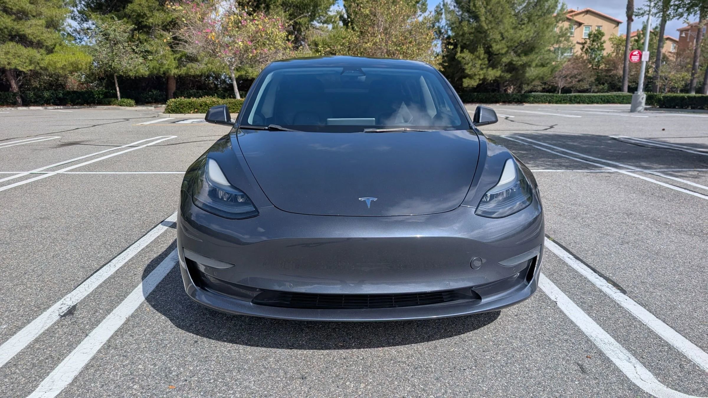 Used 2022 Tesla Model 3 Standard Range RWD image 2