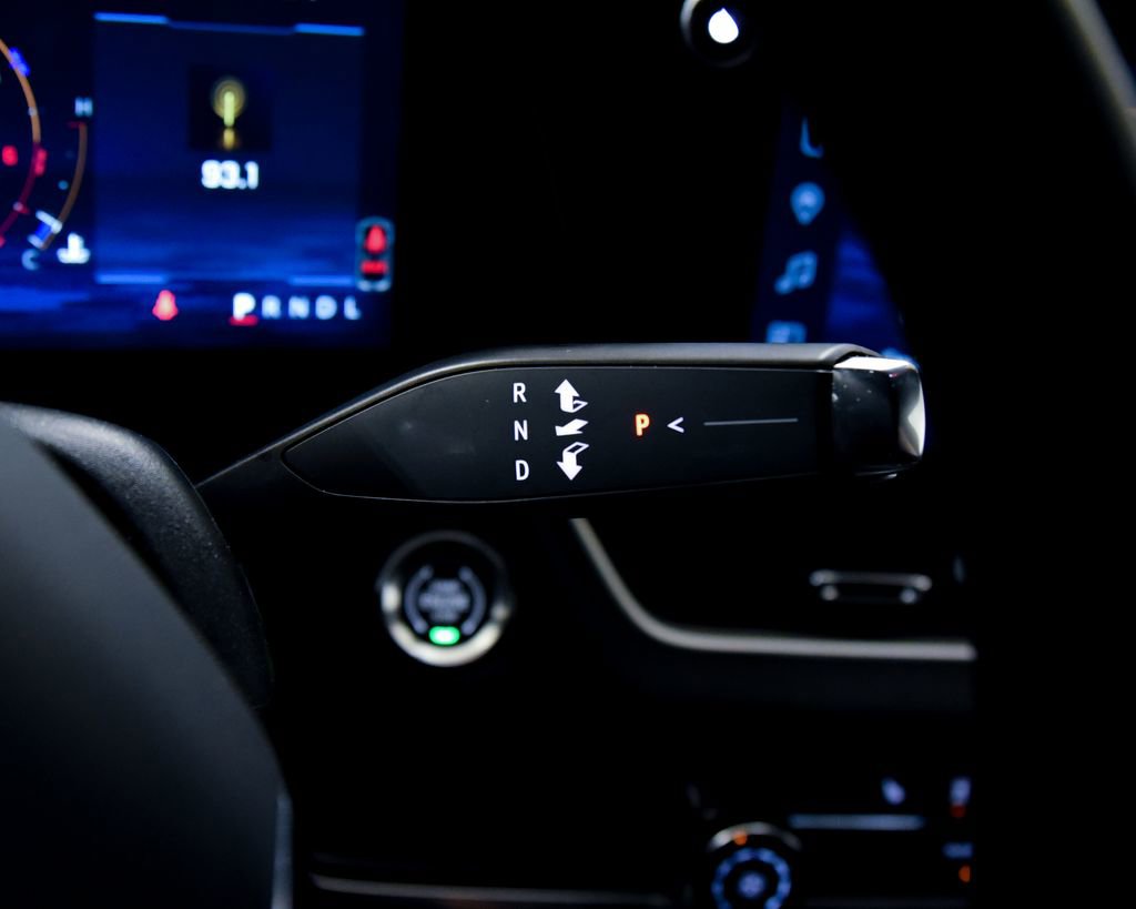 Used 2026 Chevrolet Equinox LT image 24