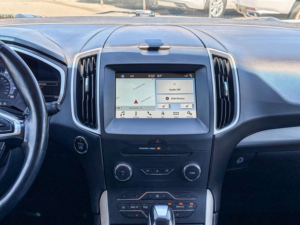 Used 2018 Ford Edge SEL w/ Equipment Group 201A FWD image 16