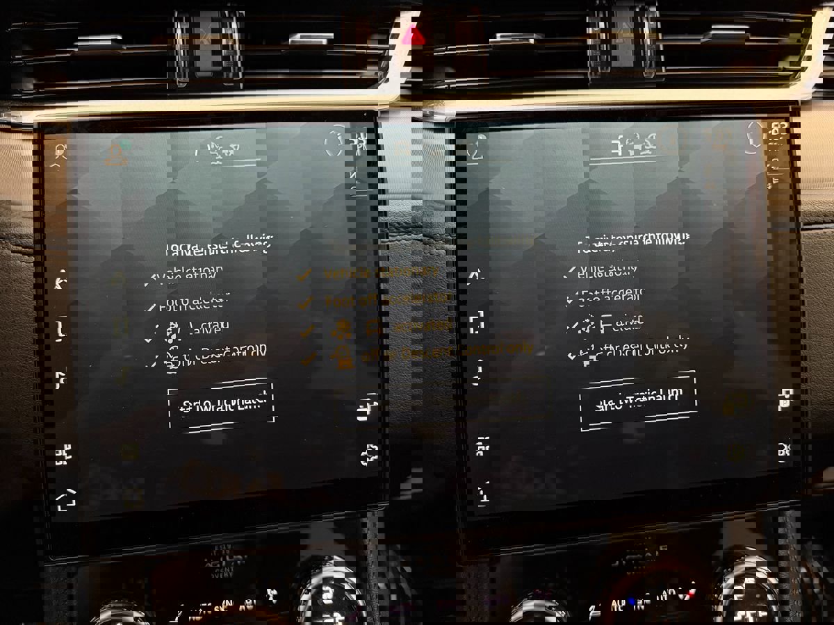 Used 2022 Jaguar F-PACE S image 36