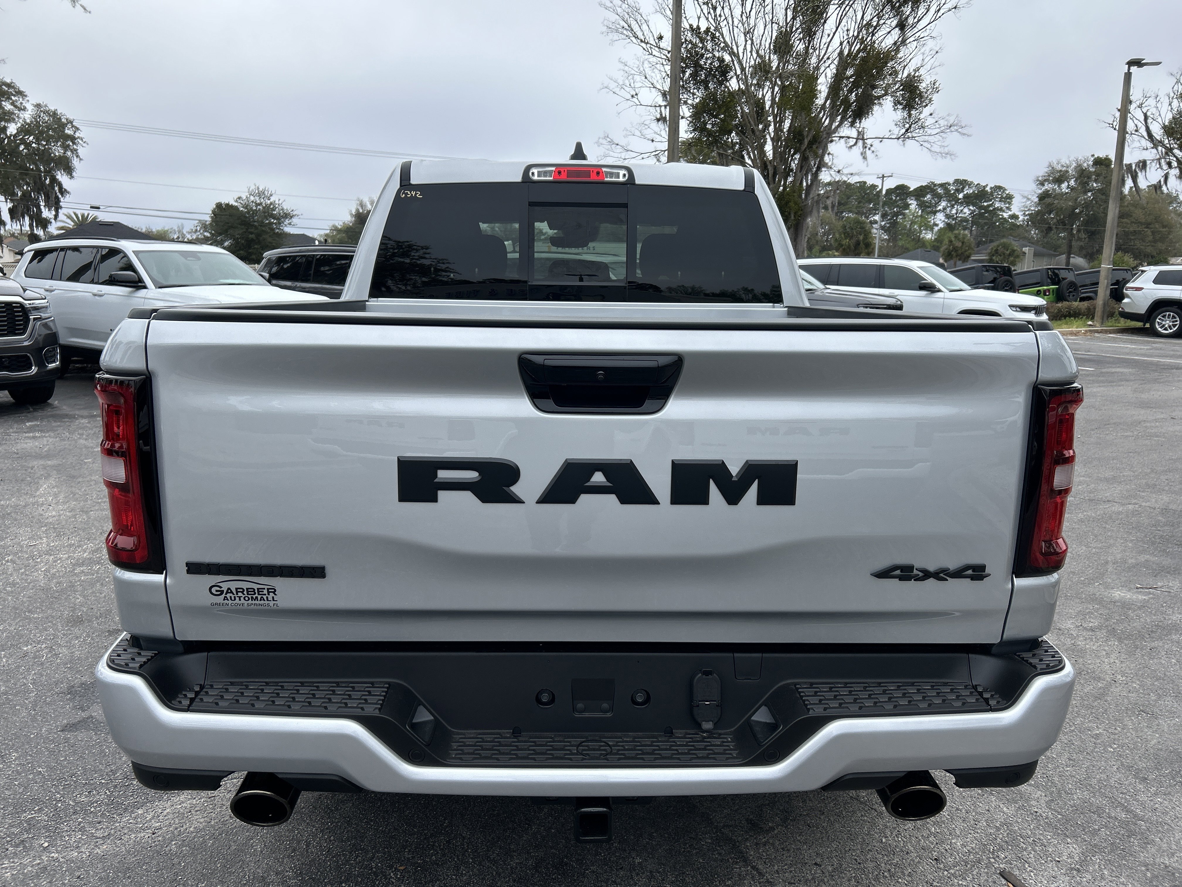 New 2026 RAM 1500 4x4 Crew Cab image 6