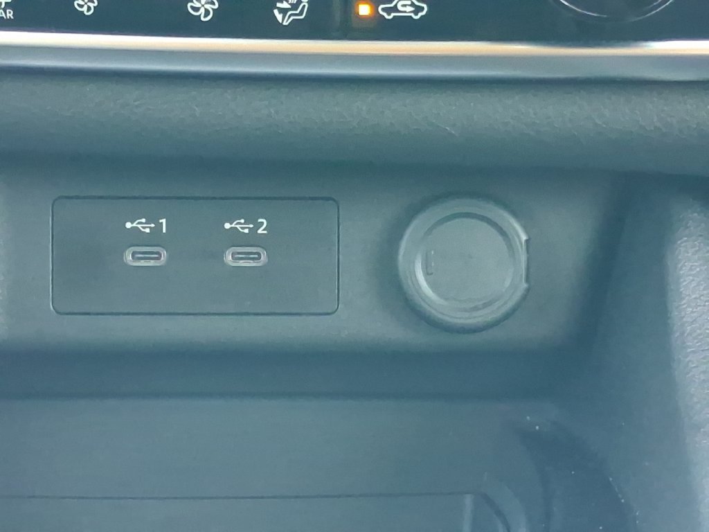 Certified 2025 Nissan Rogue SV AWD/4WD image 6