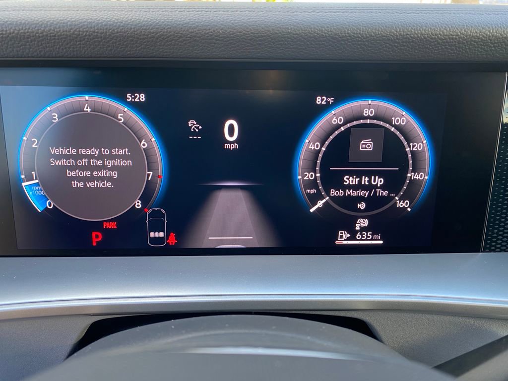 New 2025 Volkswagen Tiguan SE image 33