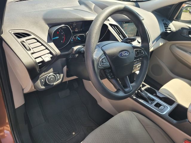 Certified 2017 Ford Escape SE w/ Equipment Group 201A AWD/4WD image 9