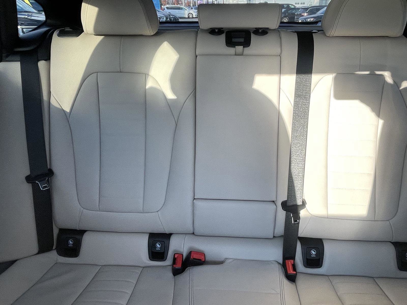 Used 2022 BMW X4 xDrive30i w/ Premium Package image 23