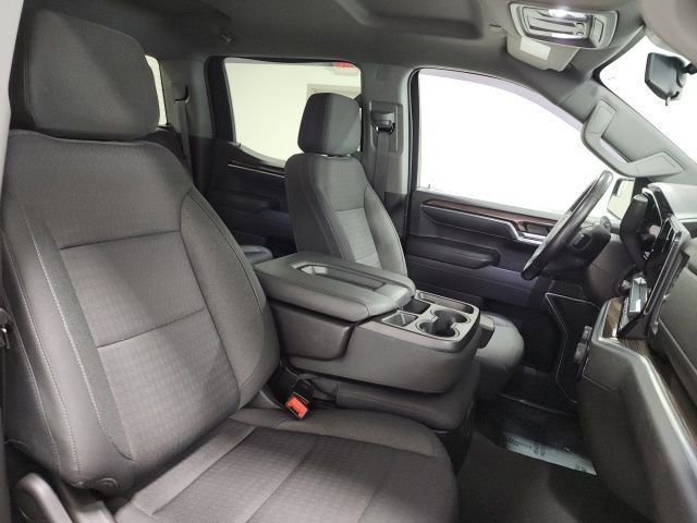 Used 2022 Chevrolet Silverado 1500 LT image 16