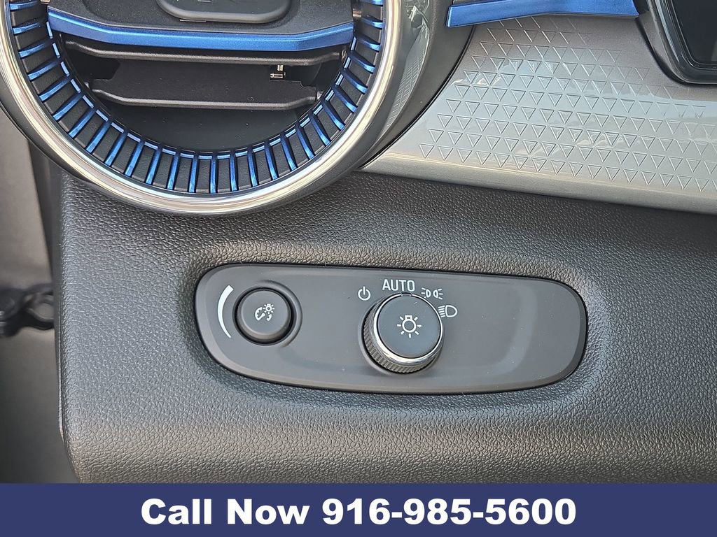 New 2026 Chevrolet Trax LT image 21