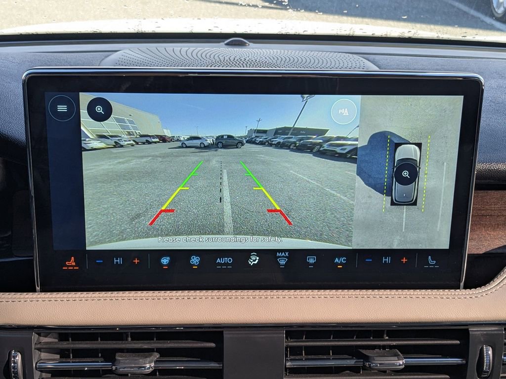 Used 2025 Lincoln Corsair Reserve w/ Jet Appearance Package image 30