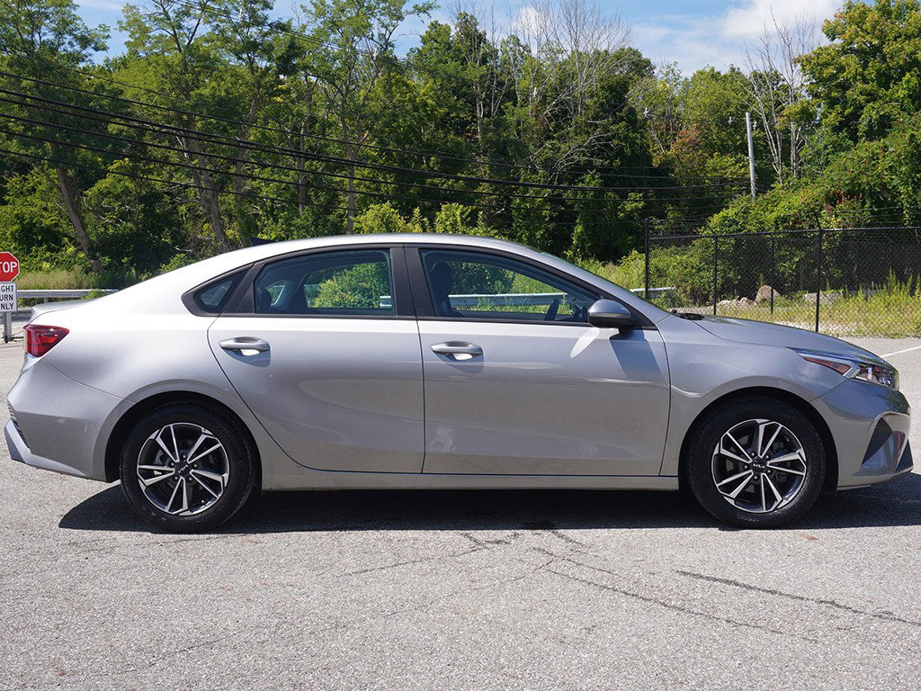Used 2023 Kia Forte LXS FWD image 11