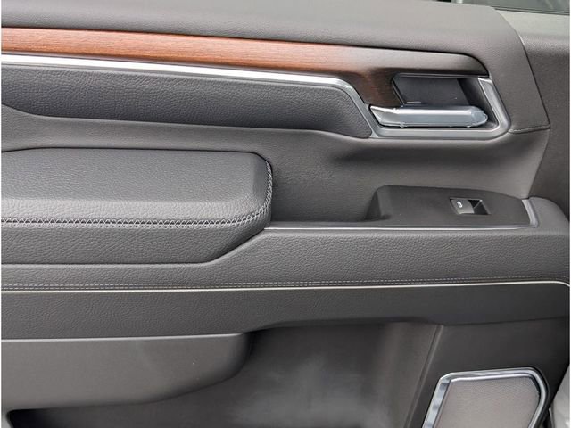 New 2025 GMC Sierra 3500 Denali w/ Denali Reserve Package image 13