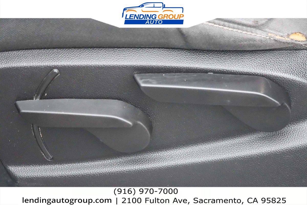 Used 2014 Chevrolet Silverado 1500 LT image 19