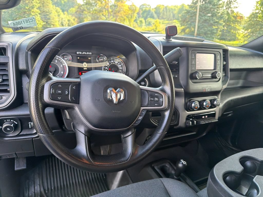 Used 2024 RAM 3500 Tradesman w/ Chrome Appearance Group AWD/4WD image 15