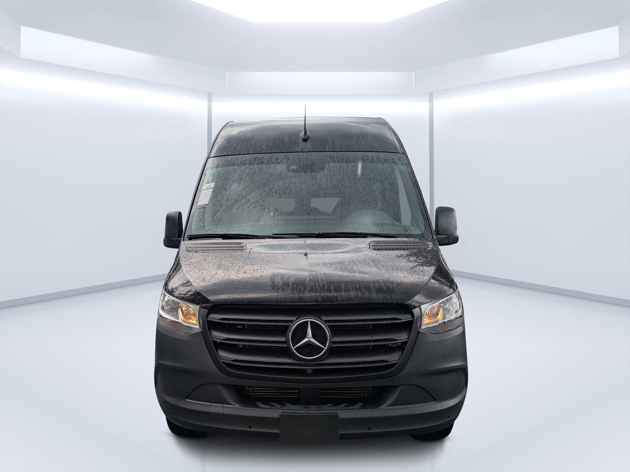 Used 2021 Mercedes-Benz Sprinter 2500 image 8