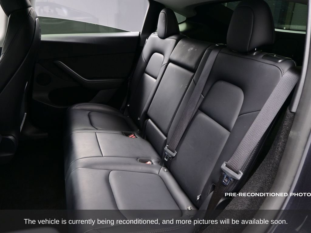 Used 2025 Tesla Model Y Long Range image 26