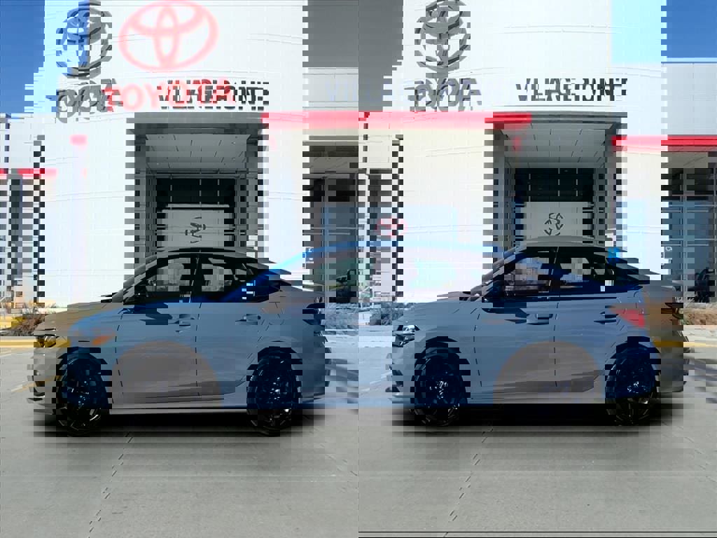 Used 2023 Honda Civic Sport image 2