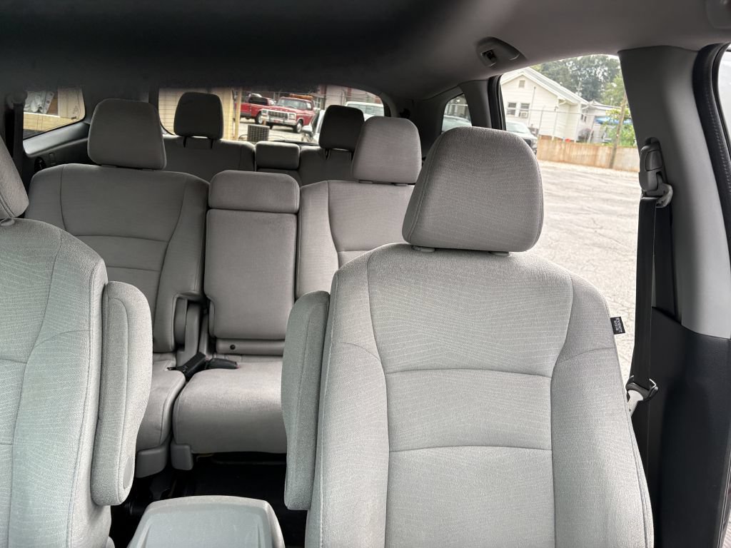 Used 2016 Honda Pilot LX image 16