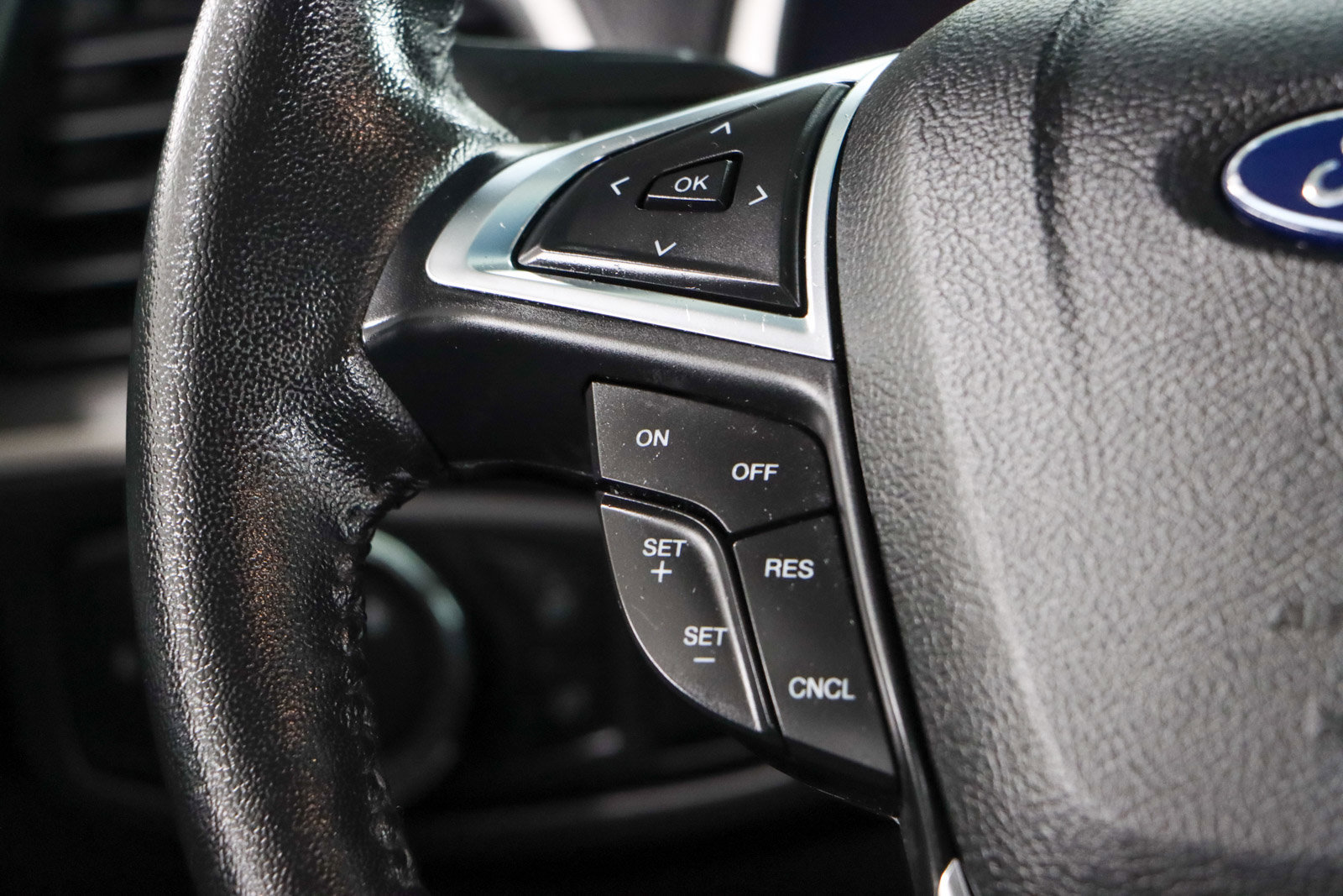 Used 2019 Ford Edge SEL w/ Equipment Group 201A image 13