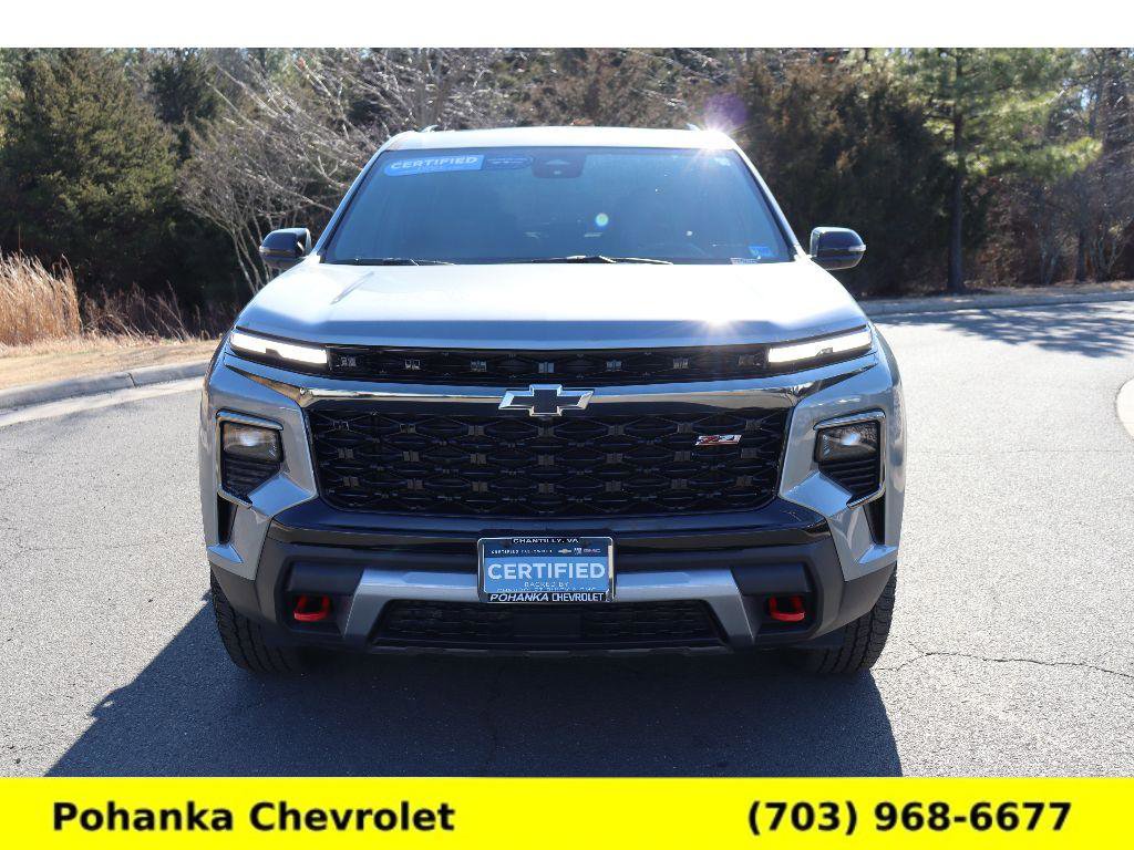 Certified 2025 Chevrolet Traverse Z71 image 2