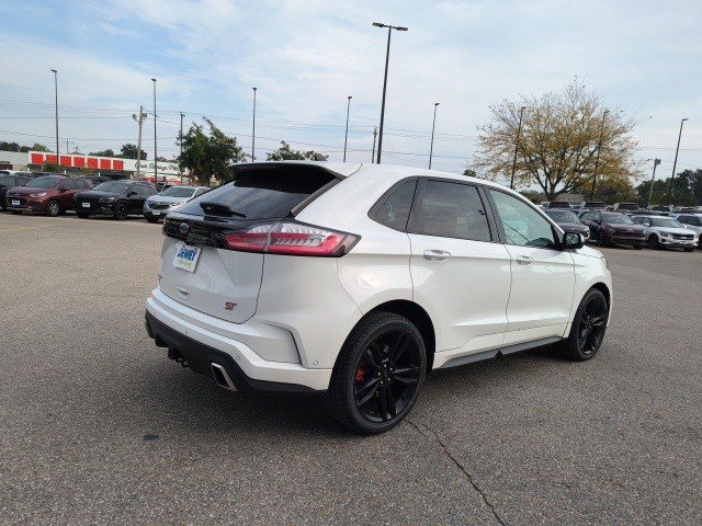 Used 2020 Ford Edge ST w/ Equipment Group 401A image 5