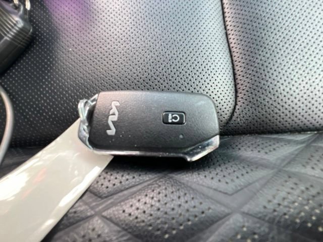 Certified 2022 Kia Sorento SX Prestige AWD/4WD image 41