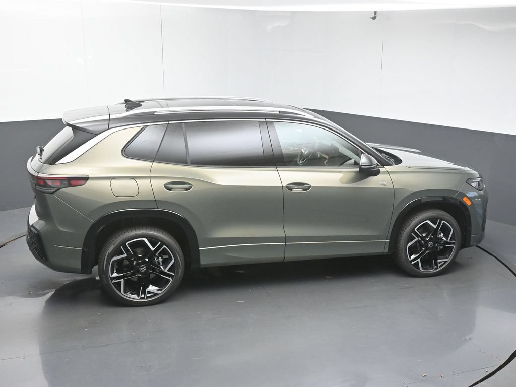 New 2026 Volkswagen Tiguan SEL R-Line AWD/4WD image 49