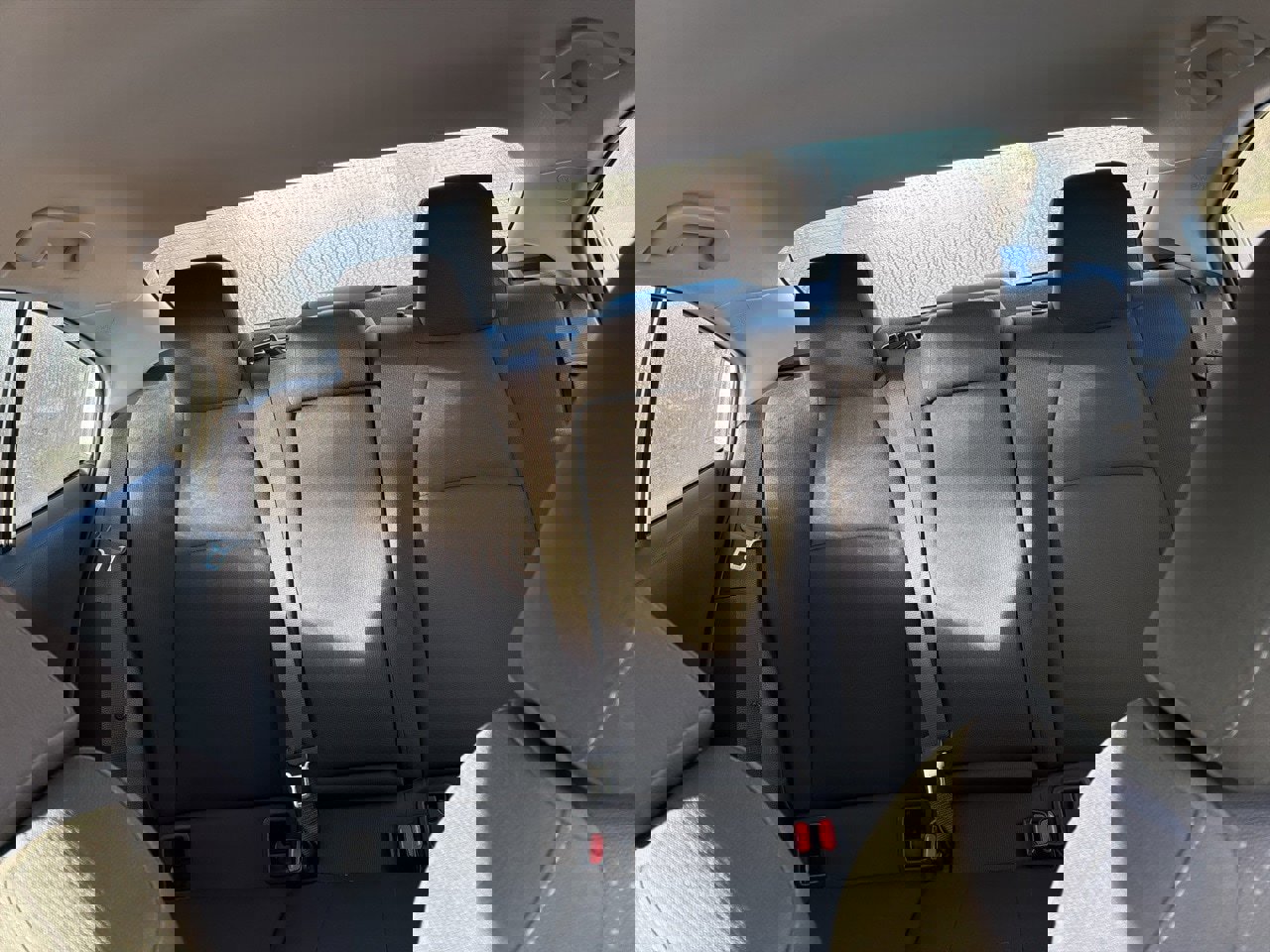 Used 2022 Toyota Corolla LE image 6