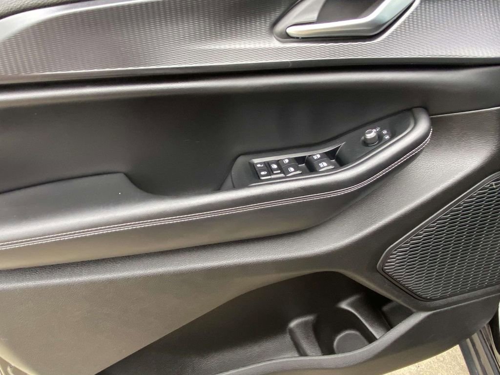 Used 2023 Jeep Grand Cherokee Altitude AWD/4WD image 49