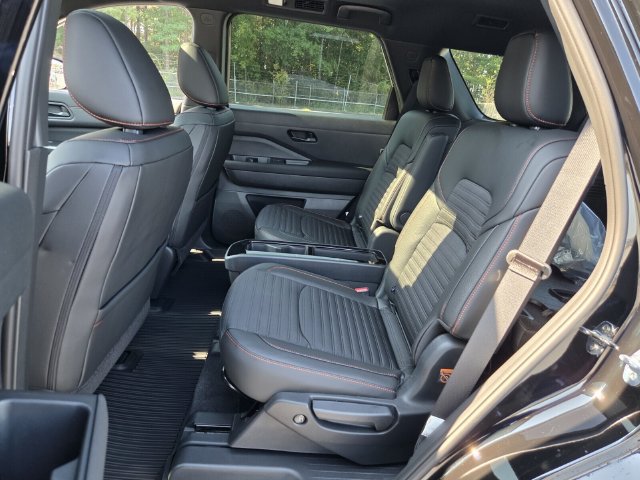 New 2026 Nissan Pathfinder Rock Creek AWD/4WD image 10
