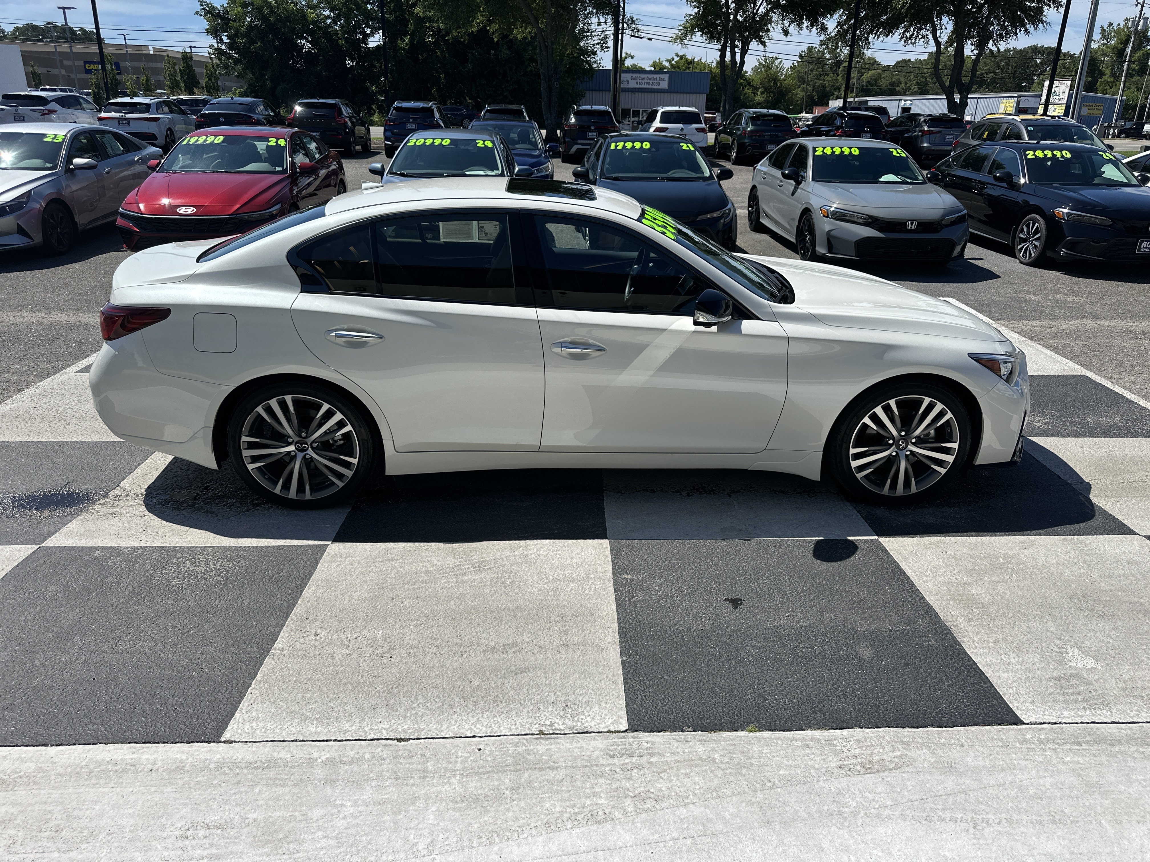 Used 2023 INFINITI Q50 Sensory RWD image 3
