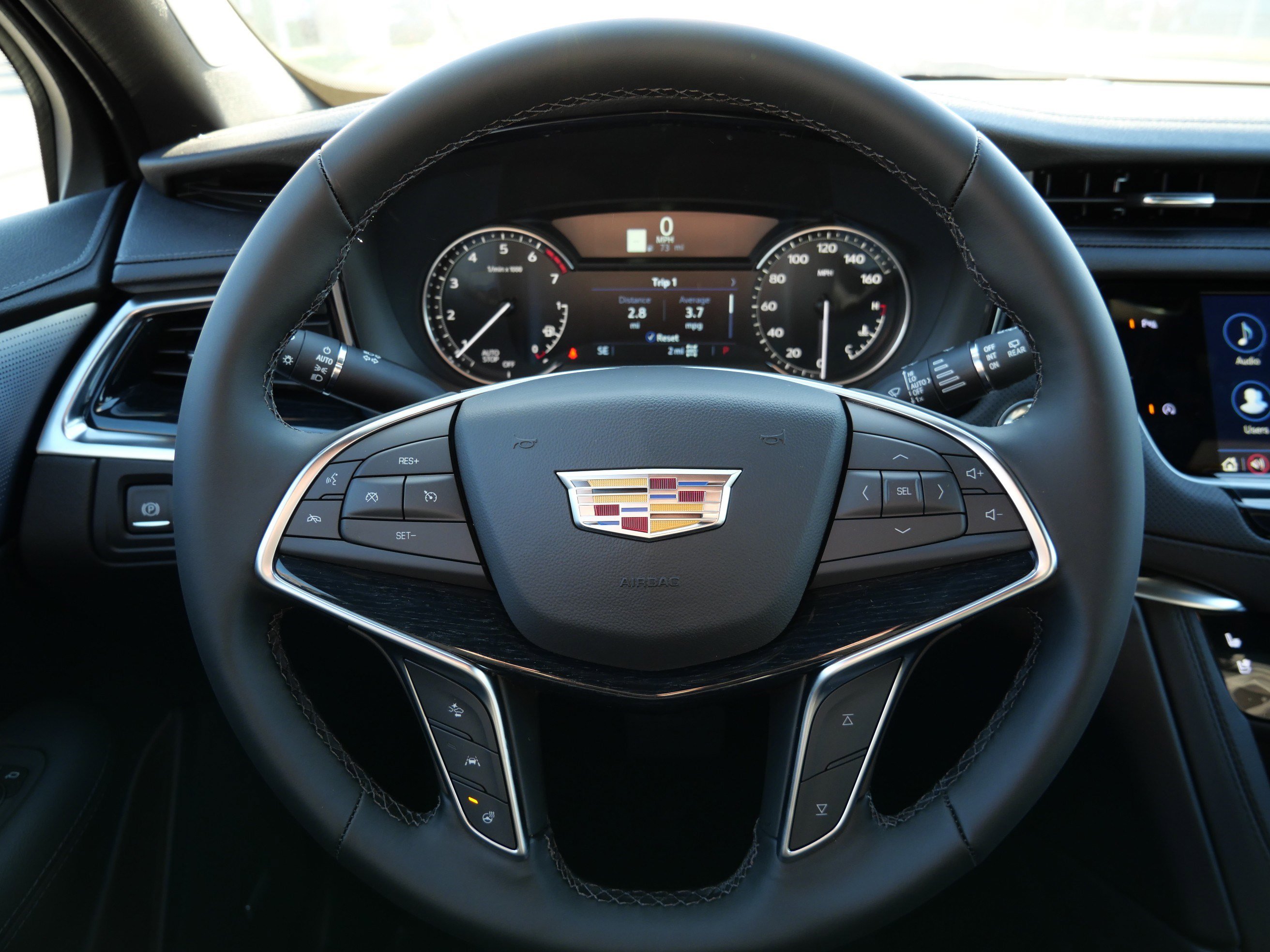New 2025 Cadillac XT5 Premium Luxury w/ LPO, Floor Liner Package AWD/4WD image 23